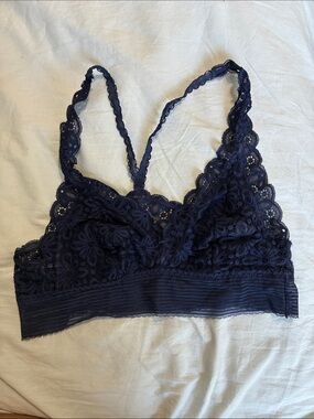 Victoria's Secret M Women's Navy Blue Lace Bralette